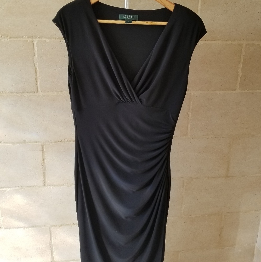 Ralph Lauren Black V Neck Dress 💖